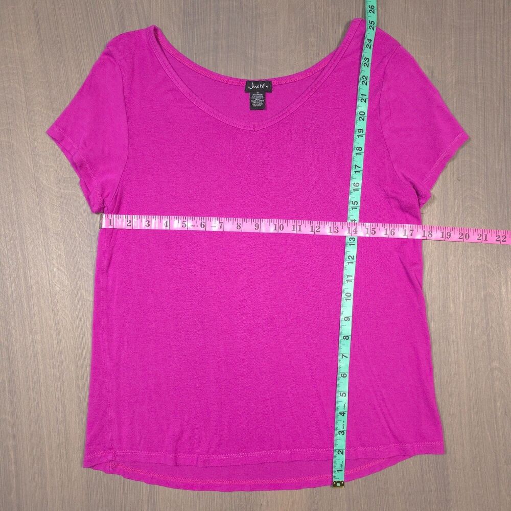 Justify Women's Medium Pink Short Sleeved Shirt - Picture 2 of 7